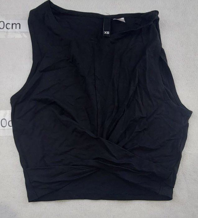 BLACK TOP SLEEVELESS