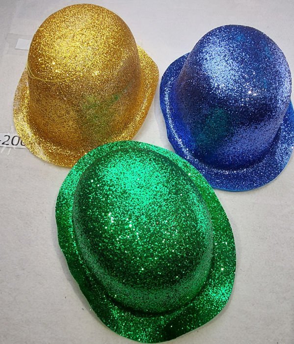 CARIVAL HATS RED GOLD BLUE