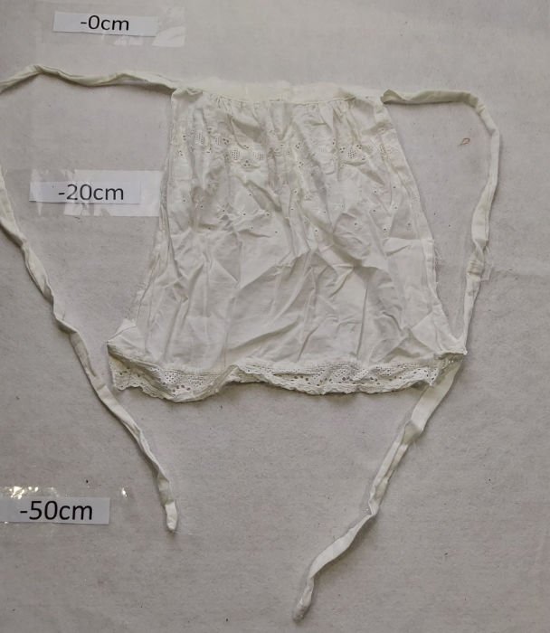 WHITE WAIST APRON   
