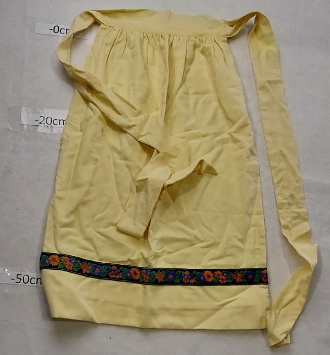 YELLOW WAIST APRON