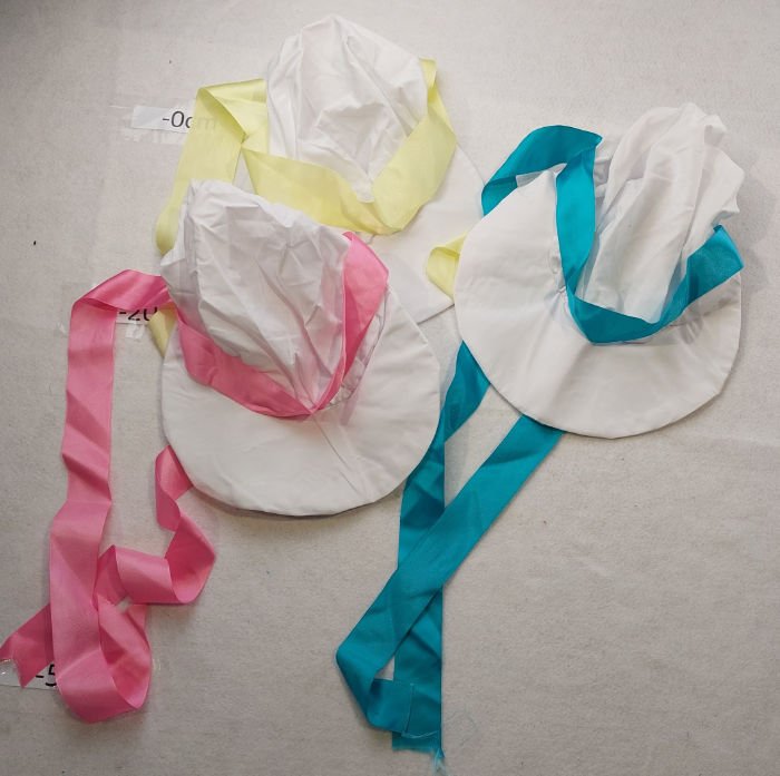 WHITE BONNETS WITH RIBBON PERIOD