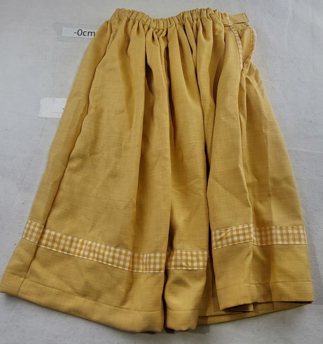 YELLOW SKIRTS