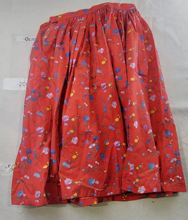 RED FLORAL SKIRT