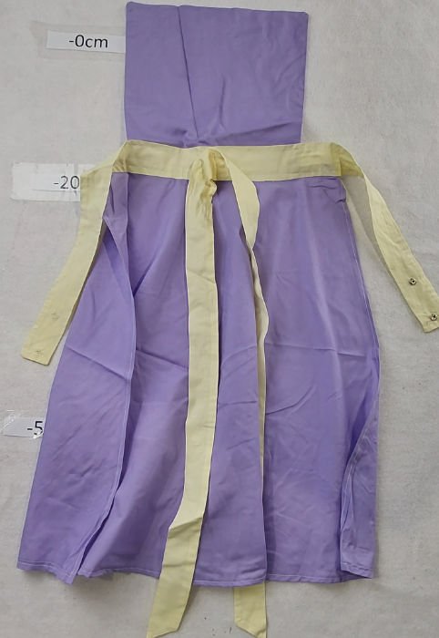 PURPLE APRON