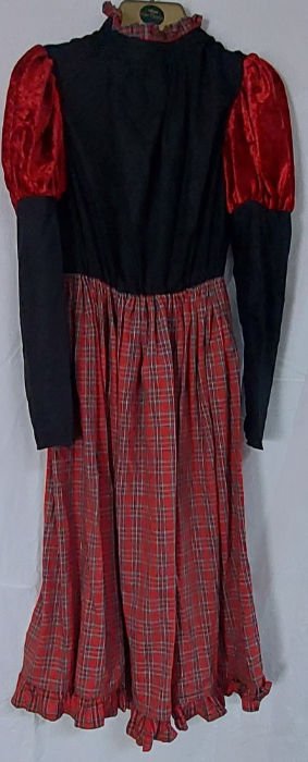 RED AND BLACK VINTAGE DRESS