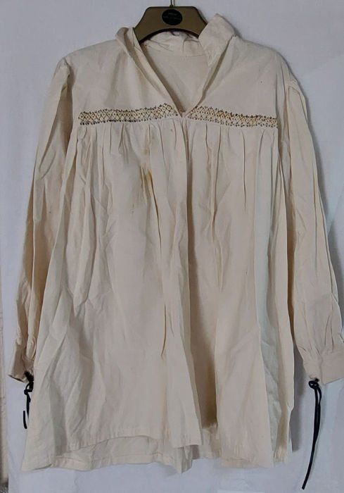 CREAM SHIRT
