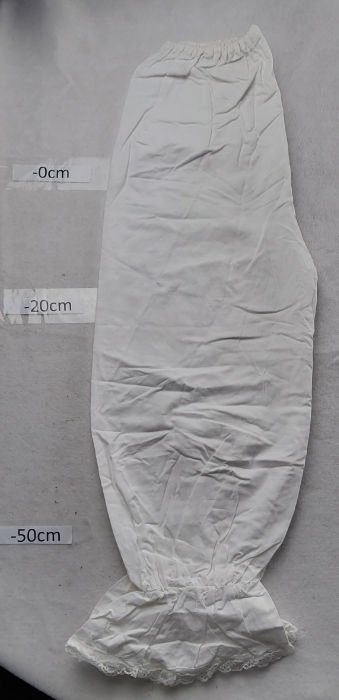 WHITE LONG BLOOMERS