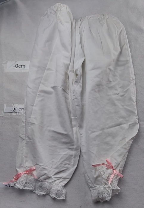 WHITE LONG BLOOMERS